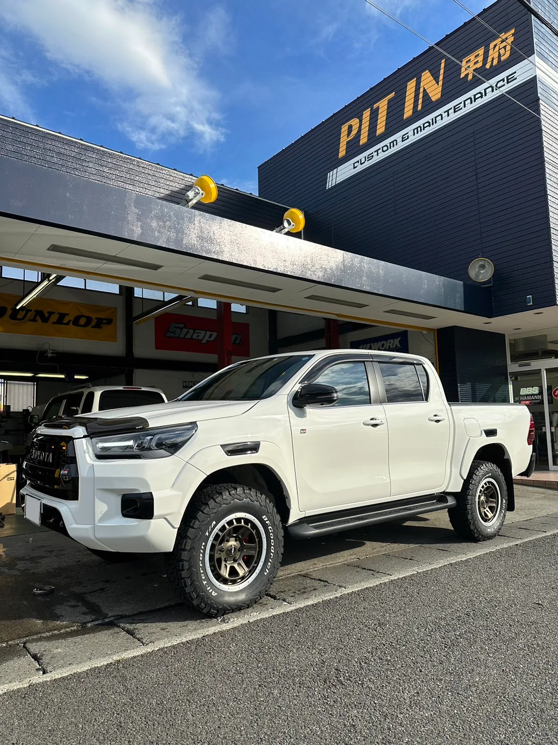 Work Crag T-GRABIC on Toyota Hilux AN120, photo 4