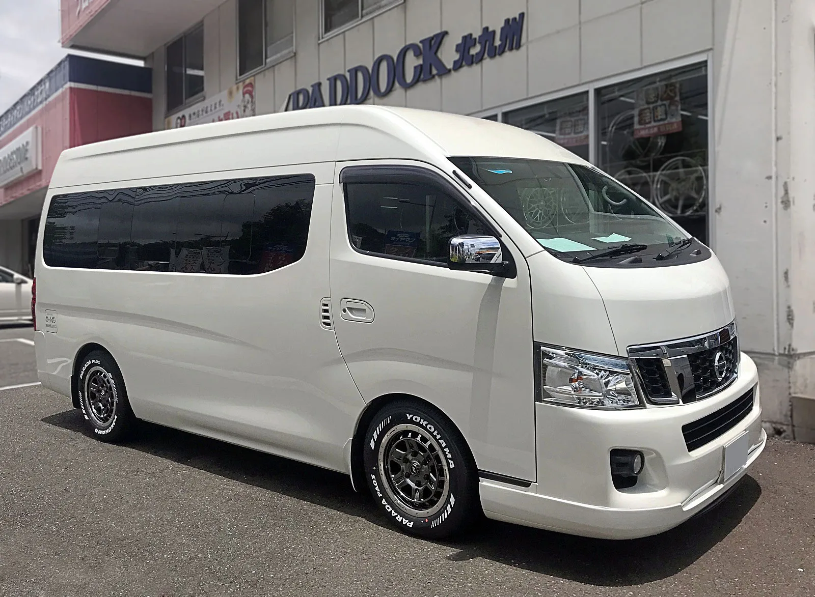 Work Crag T-GRABIC on Nissan Caravan E26 (2012-)