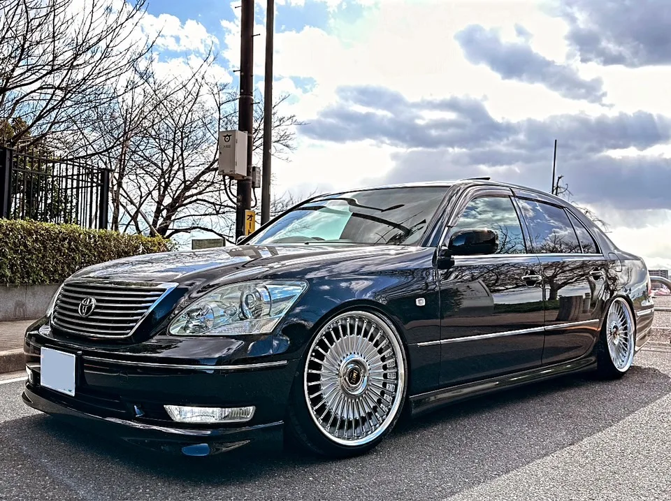 Work Emitz on Toyota Celsior XF30