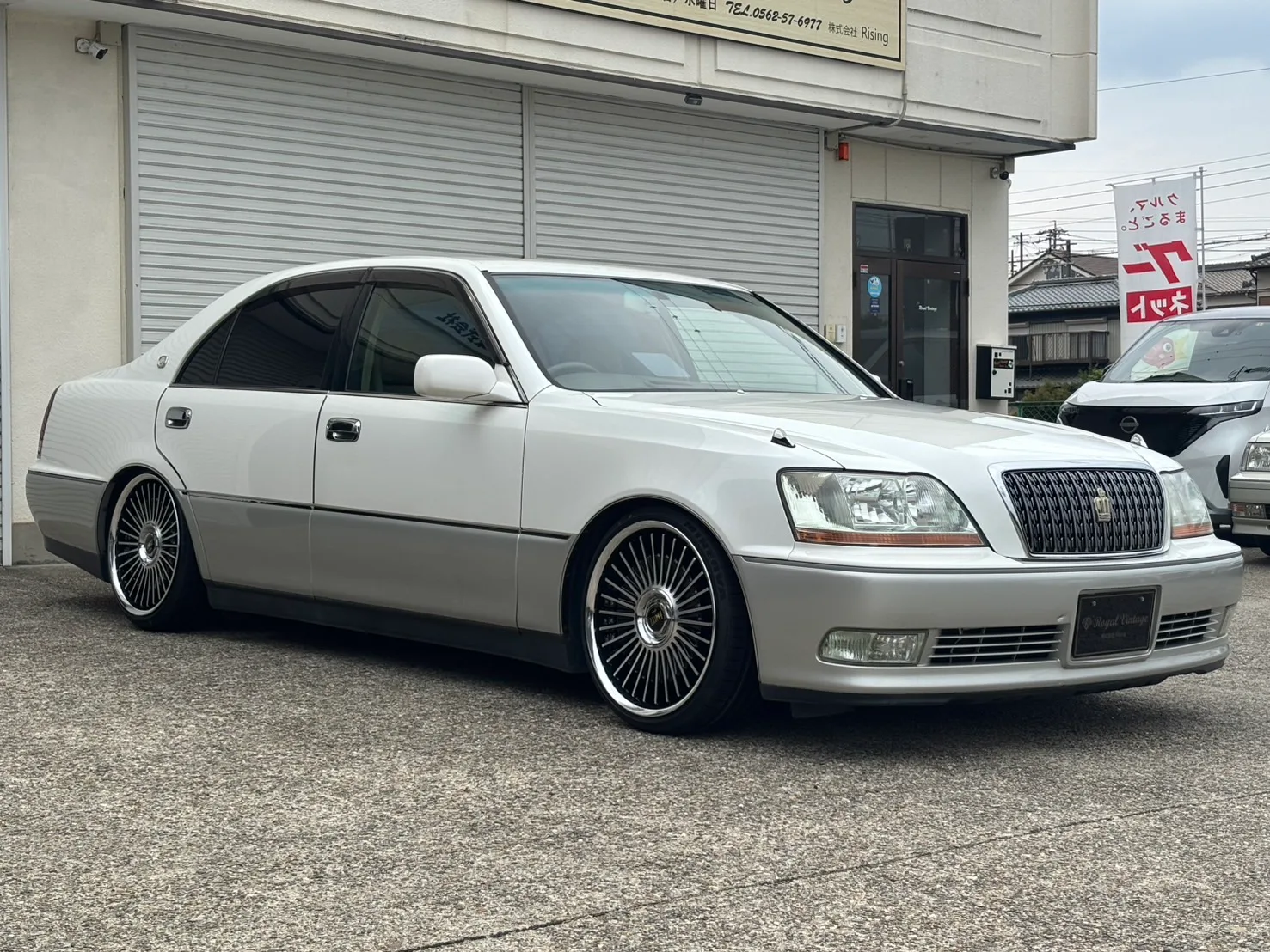 Work Emitz on Toyota Crown Majesta S210, photo 10