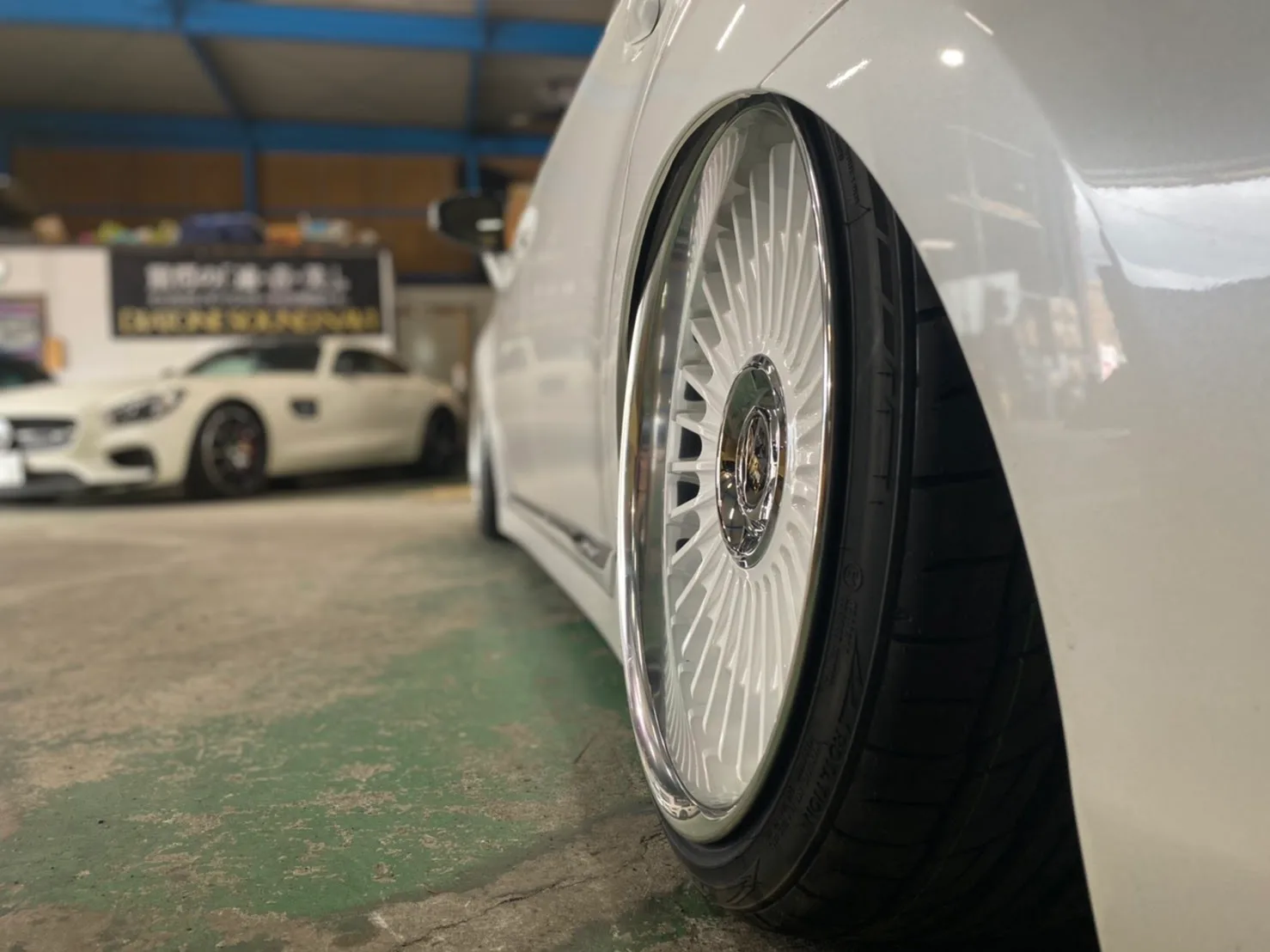 Work Emitz on Lexus HS 250h (2009-2012), photo 2