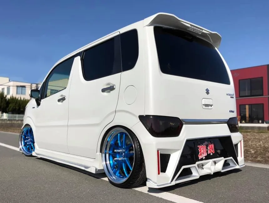Work EMOTION CR 2p on Suzuki Wagon R 6th gen (MH35/MH55)