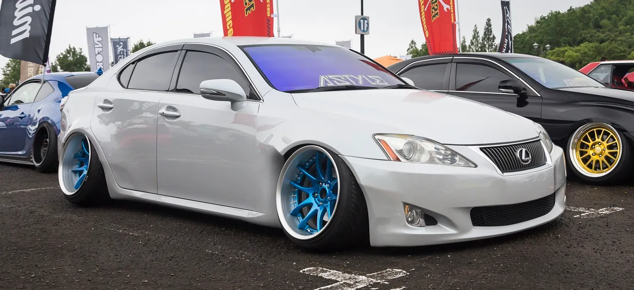 Work EMOTION CR 3p on Lexus IS XE20