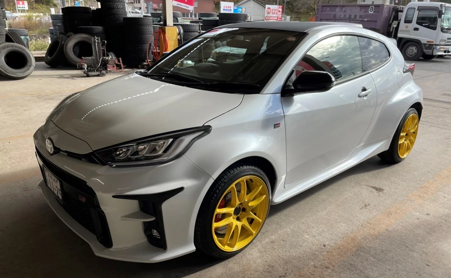 Work EMOTION CR極 on Toyota Yaris XP210, photo 2