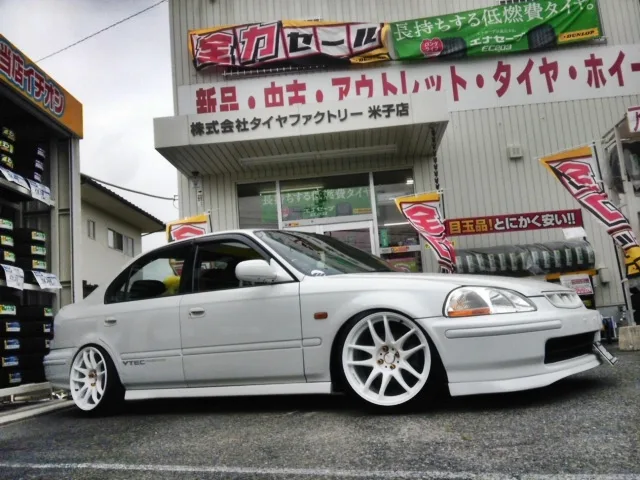 Work EMOTION CR極 on Honda Civic 6th gen (EK).1