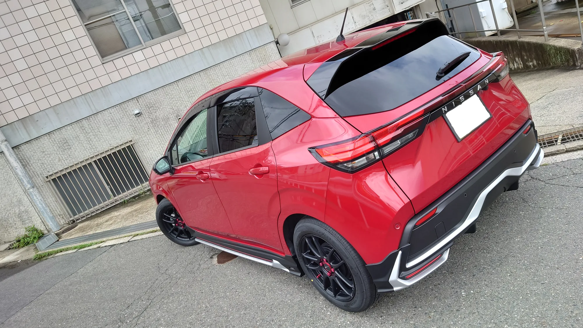 Work EMOTION CR極 on Nissan Note E12, photo 4