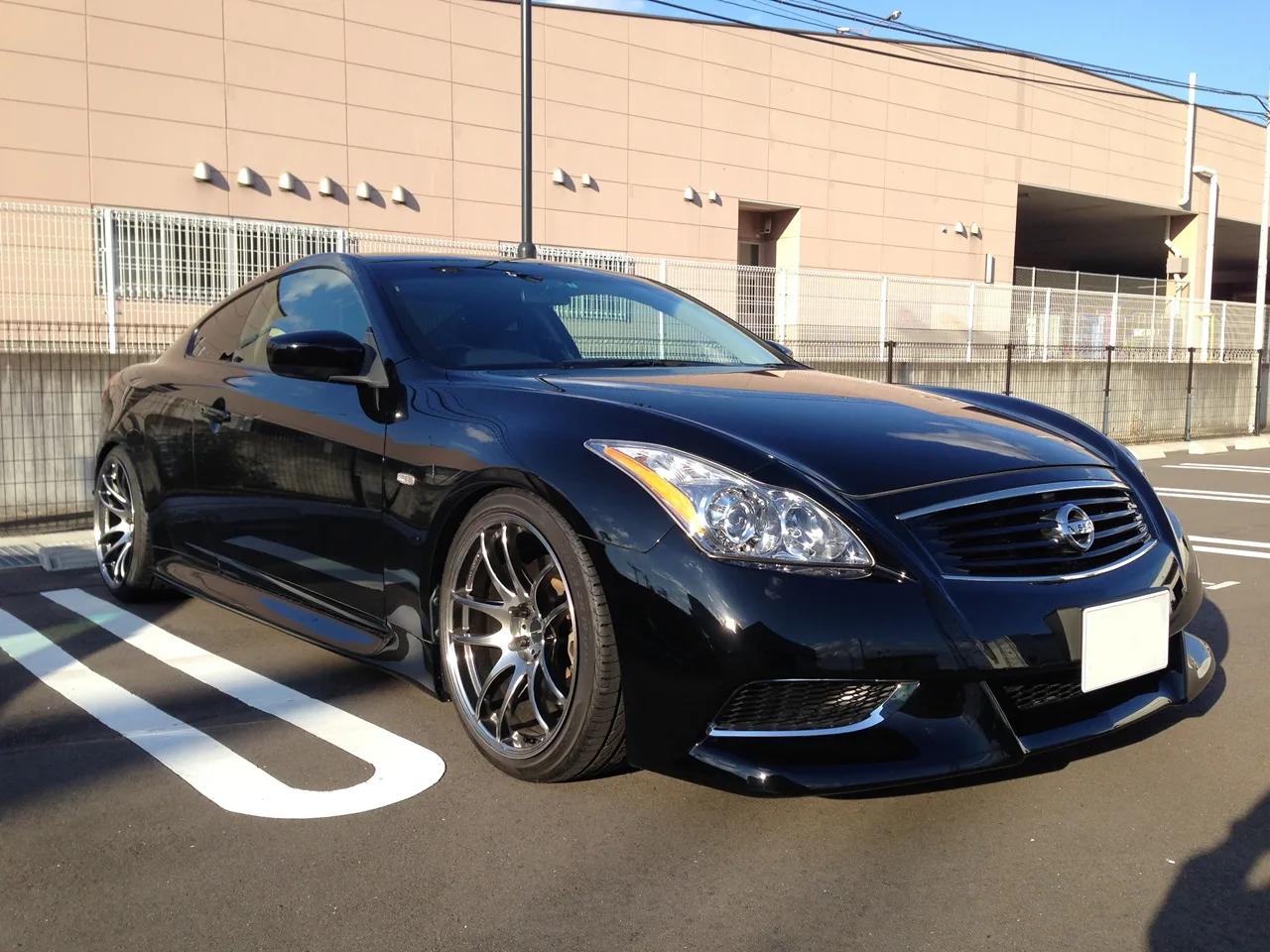 Work EMOTION CR極 on Nissan Skyline V36, photo 2