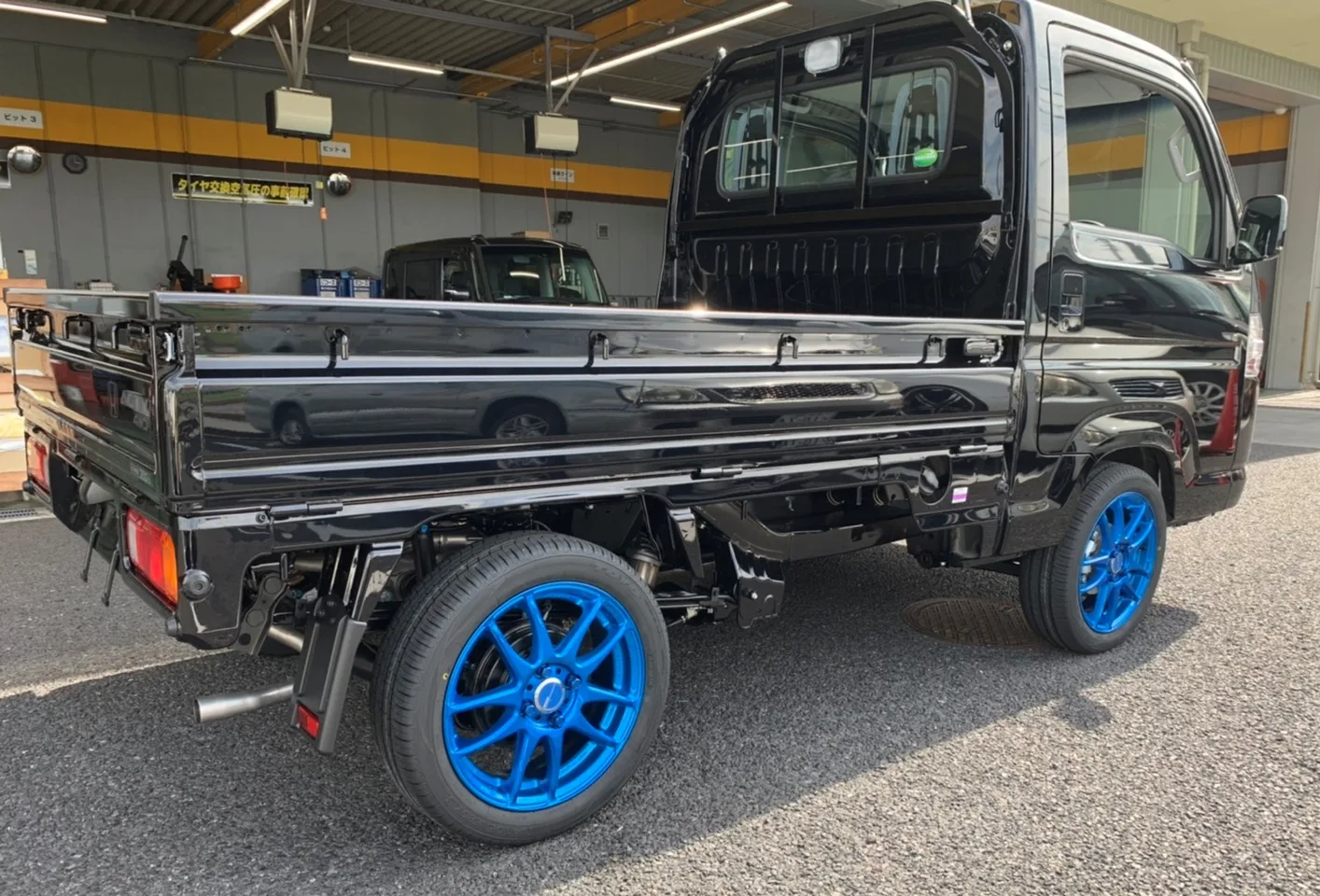 Work EMOTION CR極 on Honda Acty 4th gen (HA8/HA9)