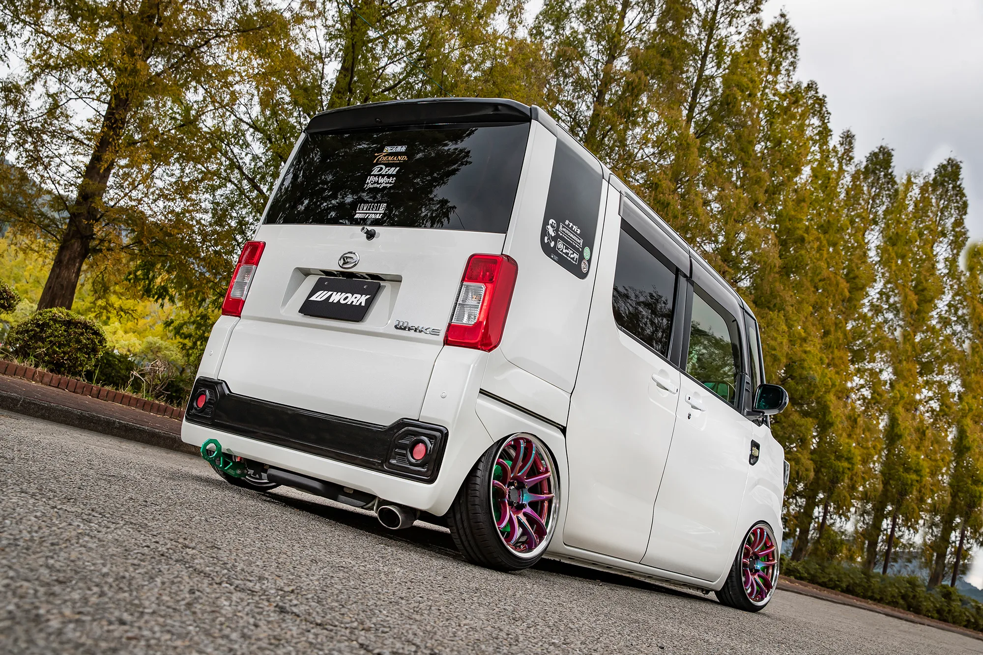 Work Emotion CR2P on Daihatsu Wake LA700, photo 3