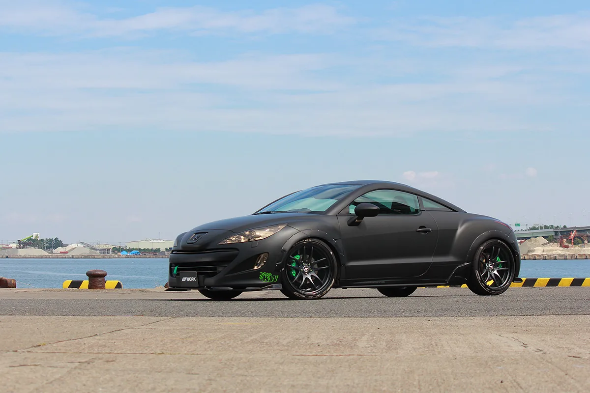 Work Emotion CR2P on Peugeot RCZ 1st gen