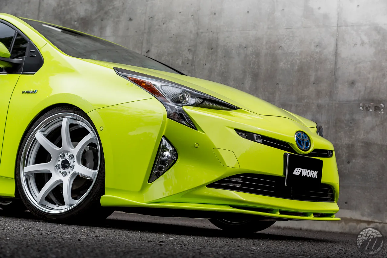Work Emotion CR2P on Toyota Prius XW50, photo 4