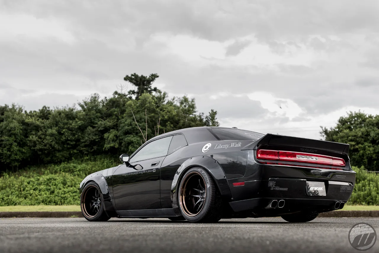 Work Emotion CR2P on Dodge Challenger LC (3rd gen), photo 3