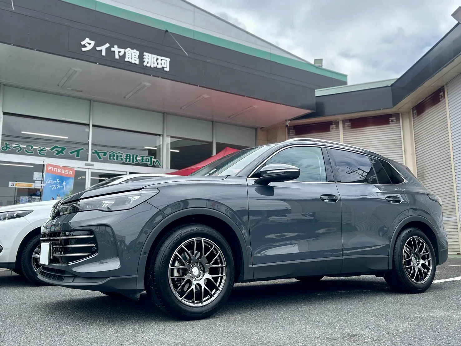 Work Emotion M8R on Volkswagen Tiguan 3rd gen (Typ CT1)