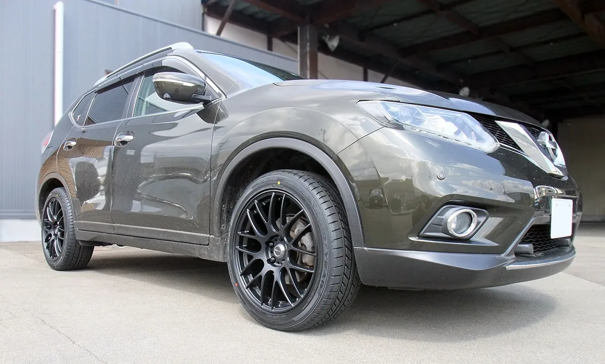 Work Emotion M8R on Nissan X-Trail T32