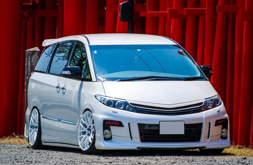 Work Emotion M8R on Toyota Estima XR50
