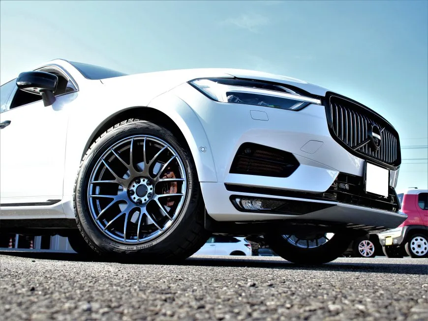 Work Emotion M8R on Volvo XC60 II (2017-), photo 2