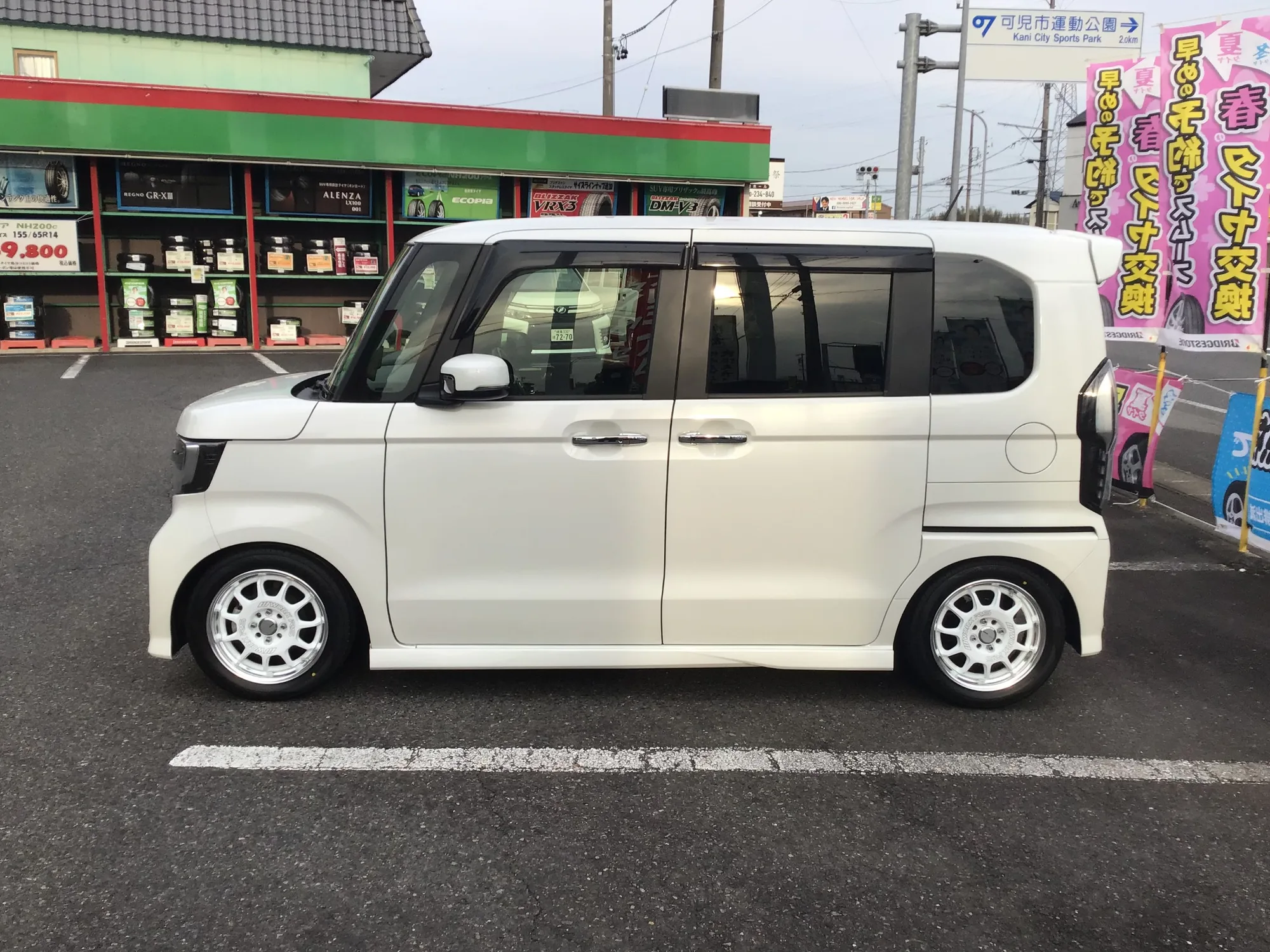Work Emotion RS11 on Honda N-Box 1st gen (JF1/JF2)