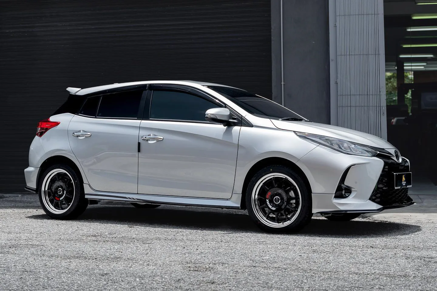 Work Emotion RS11 on Toyota Yaris XP210