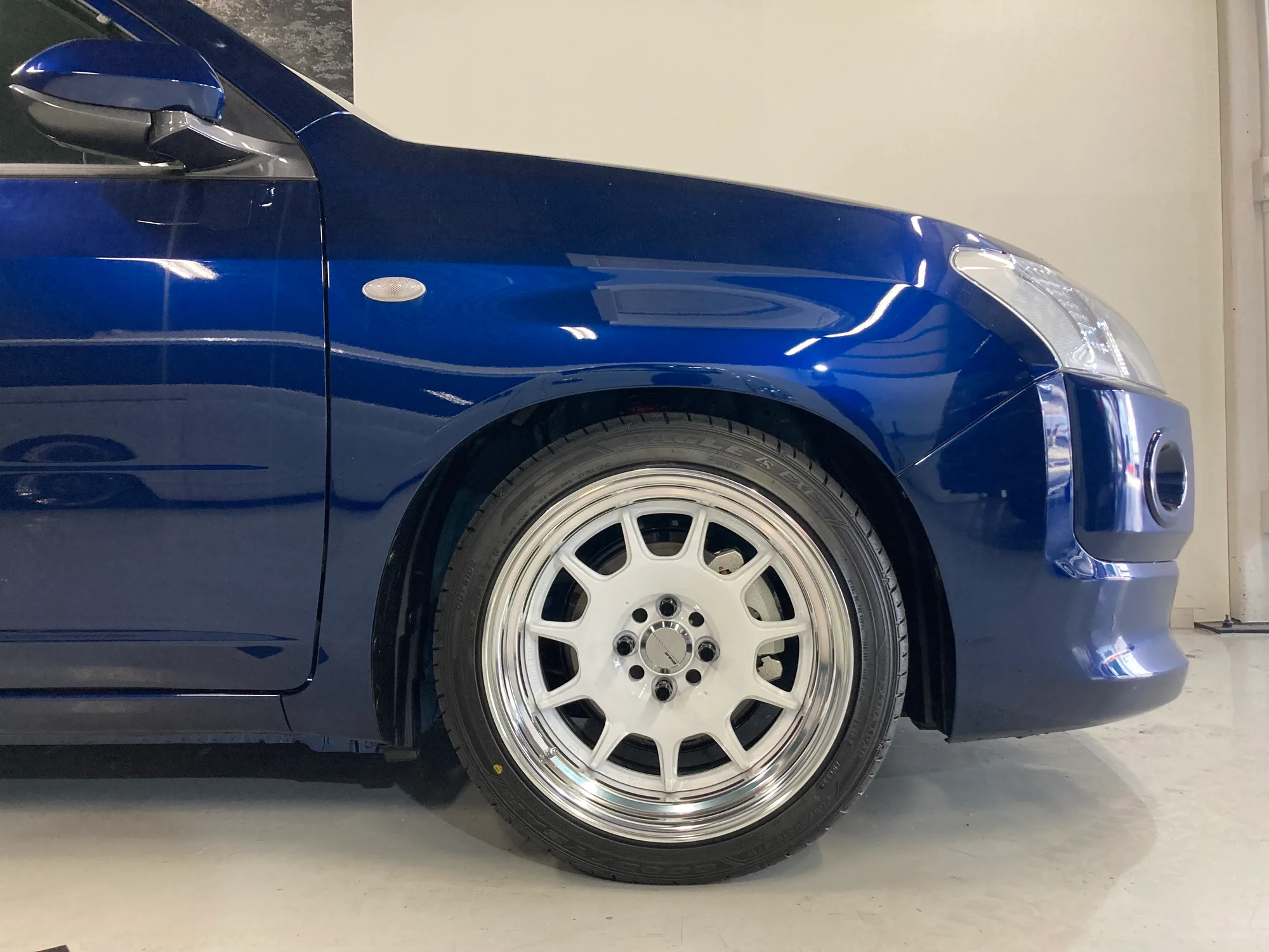 Work Emotion RS11 on Toyota Succeed P50