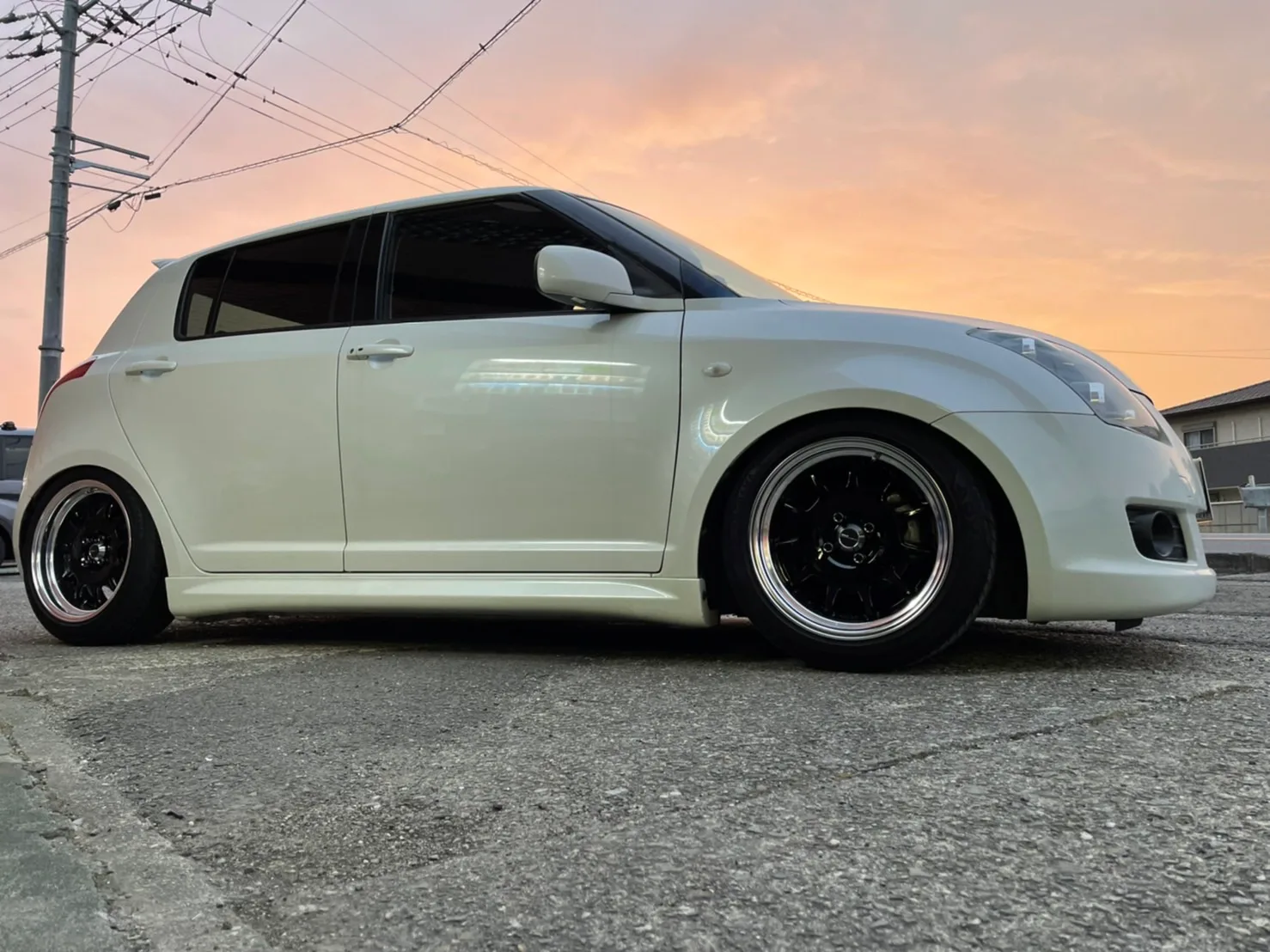 Work Emotion RS11 on Suzuki Swift 2nd gen (ZC/ZD)