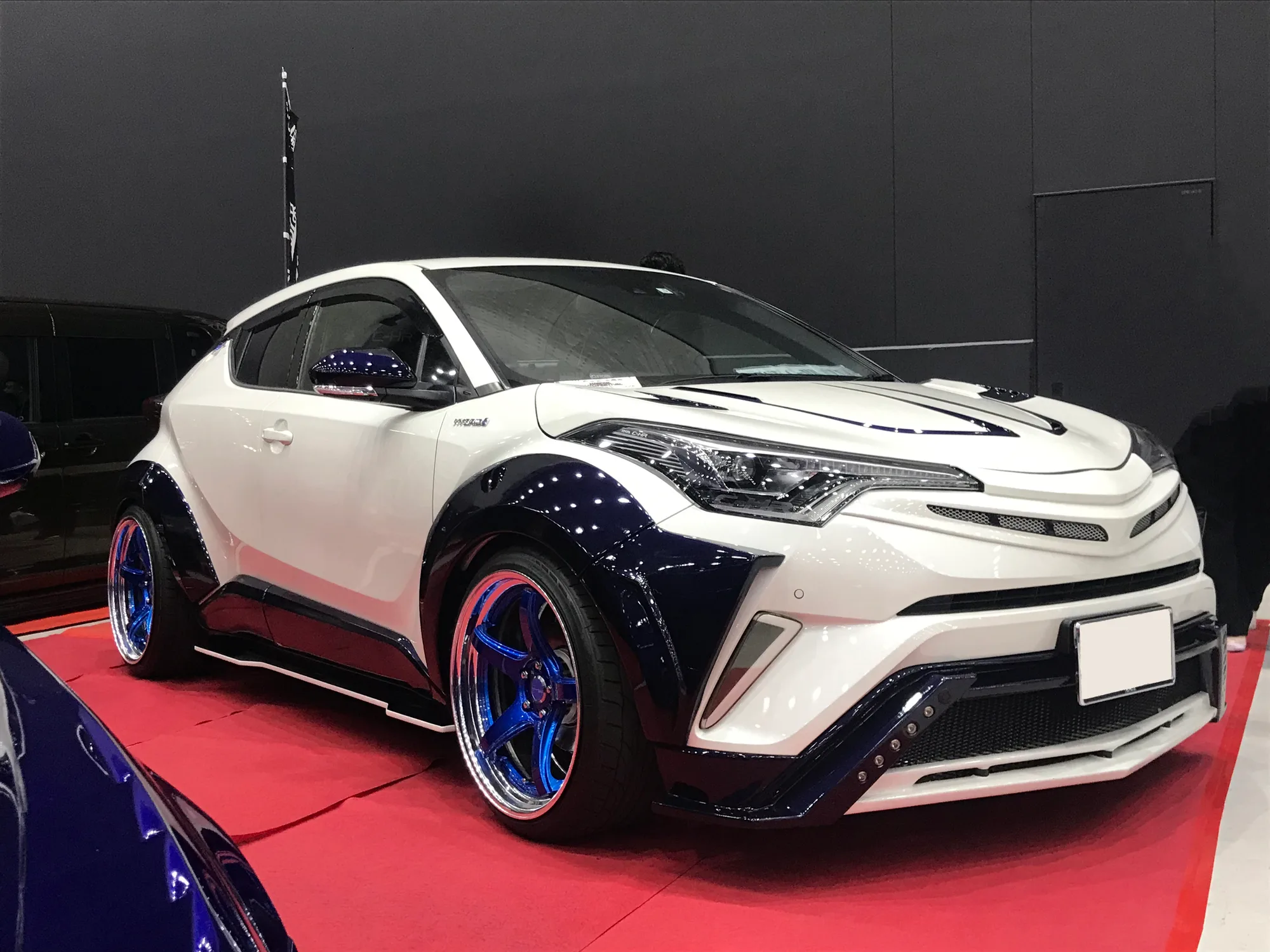 Work Emotion T5R 2P on Toyota C-HR AX10.1, photo 2