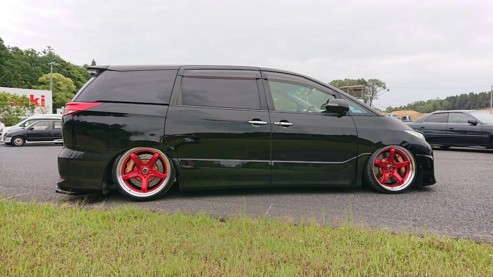 Work Emotion T5R 2P on Toyota Estima XR50