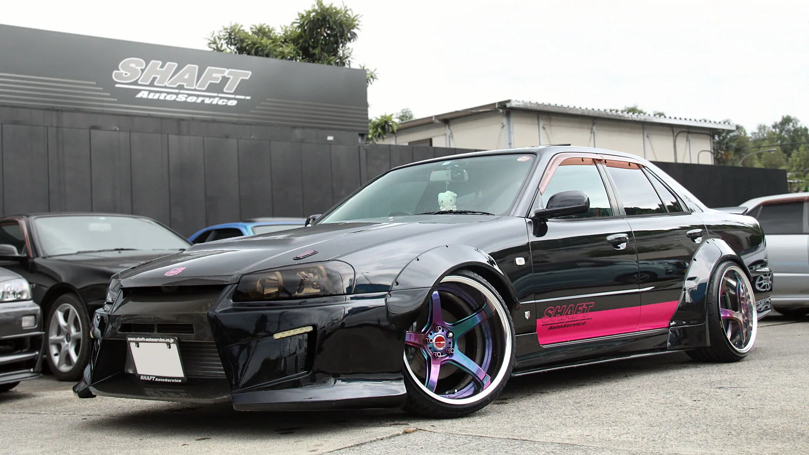 Work Emotion T5R 2P on Nissan Skyline V37, photo 2