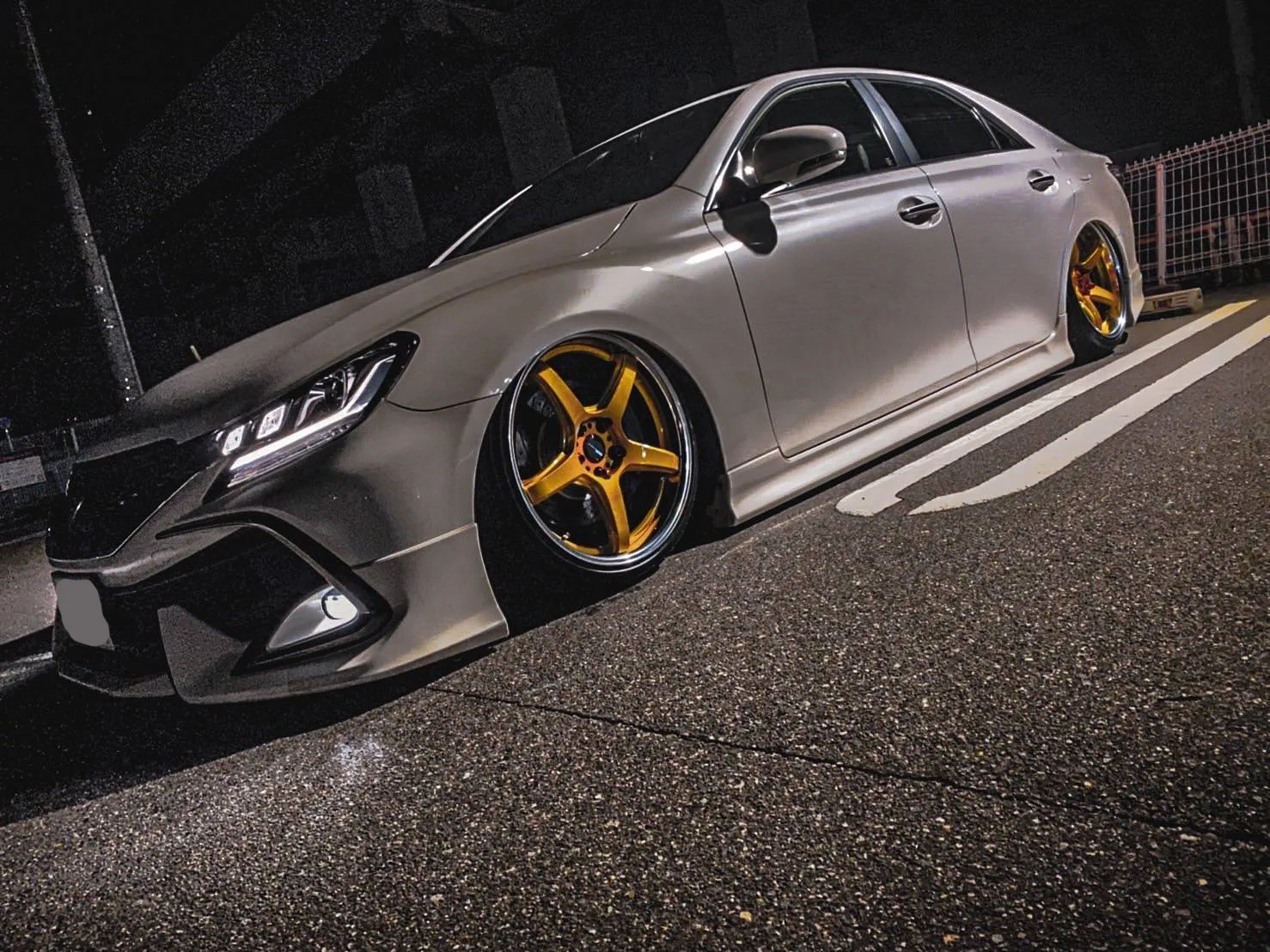 Work Emotion T5R 2P on Toyota Mark X X130
