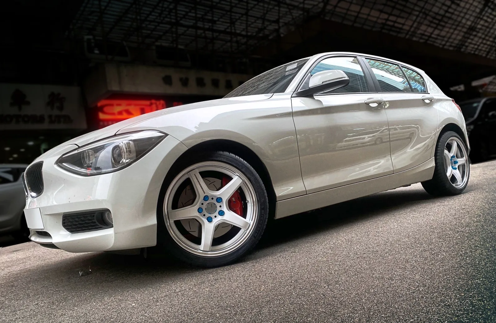 Work Emotion T5R 2P on BMW 1 Series F20.2
