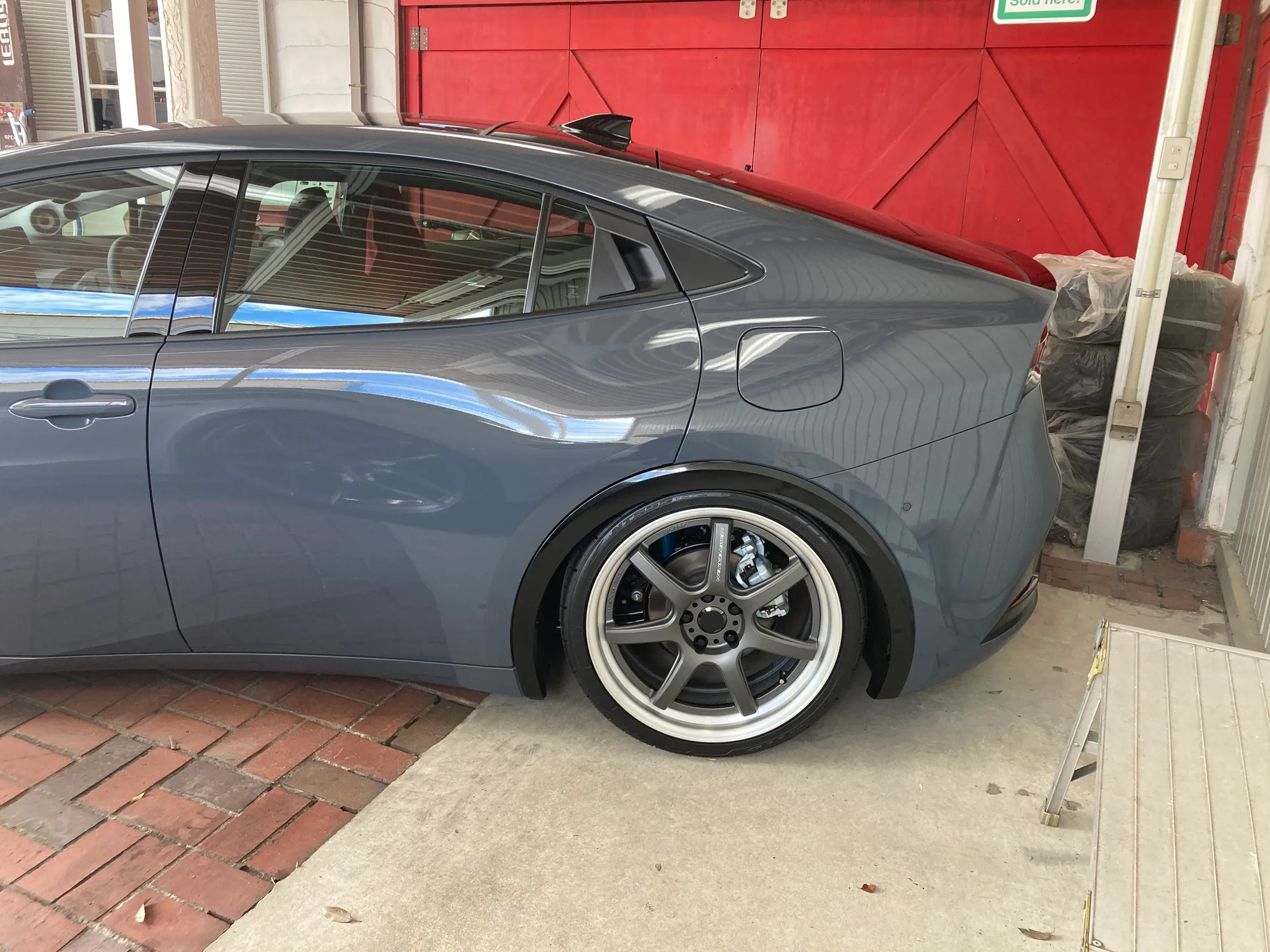 Work Emotion T7R on Toyota Prius XW60, photo 2