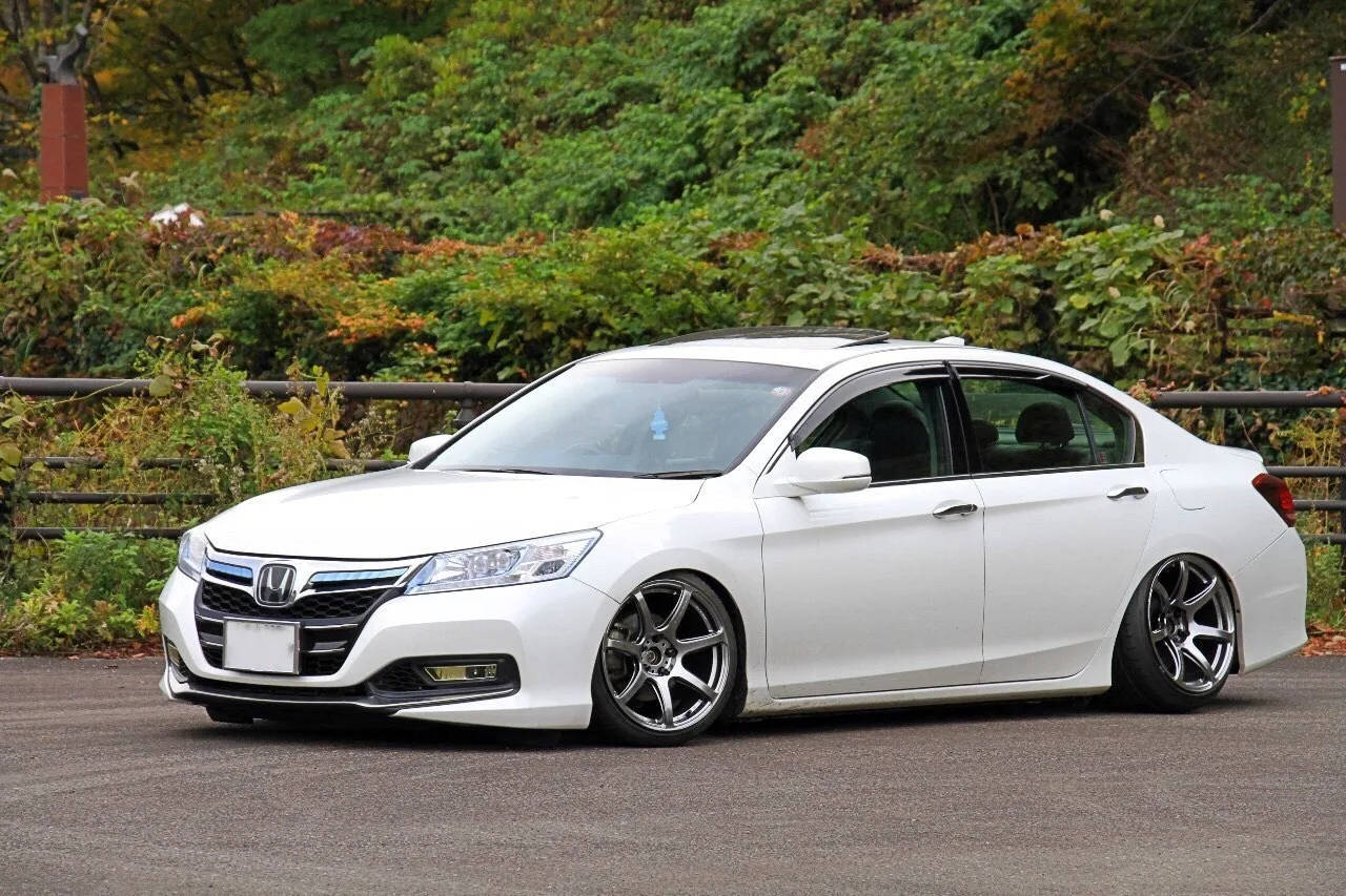 Work Emotion T7R on Honda Accord 9th gen (CR/CT)