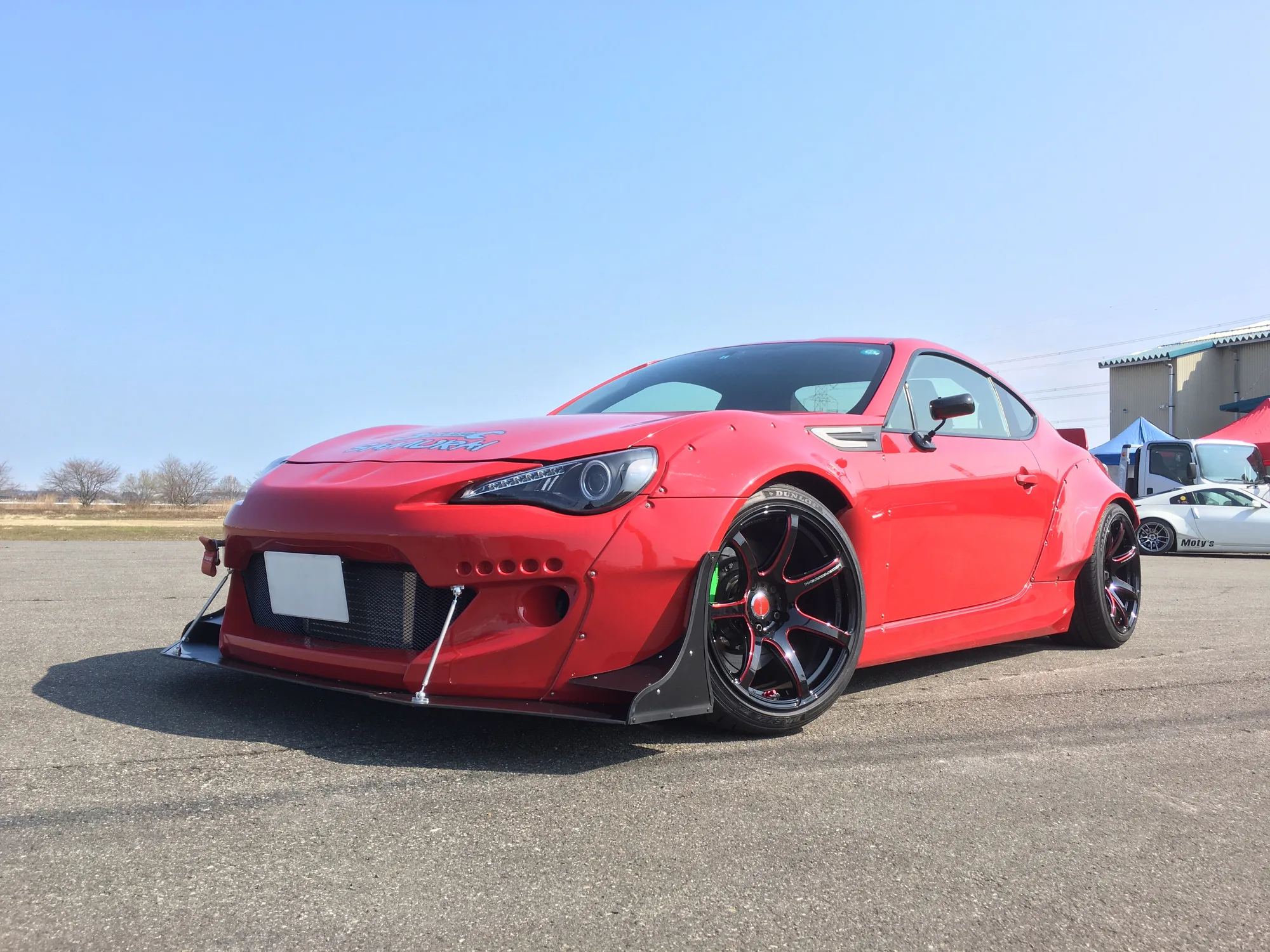 Work Emotion T7R on Toyota 86 ZN6.1