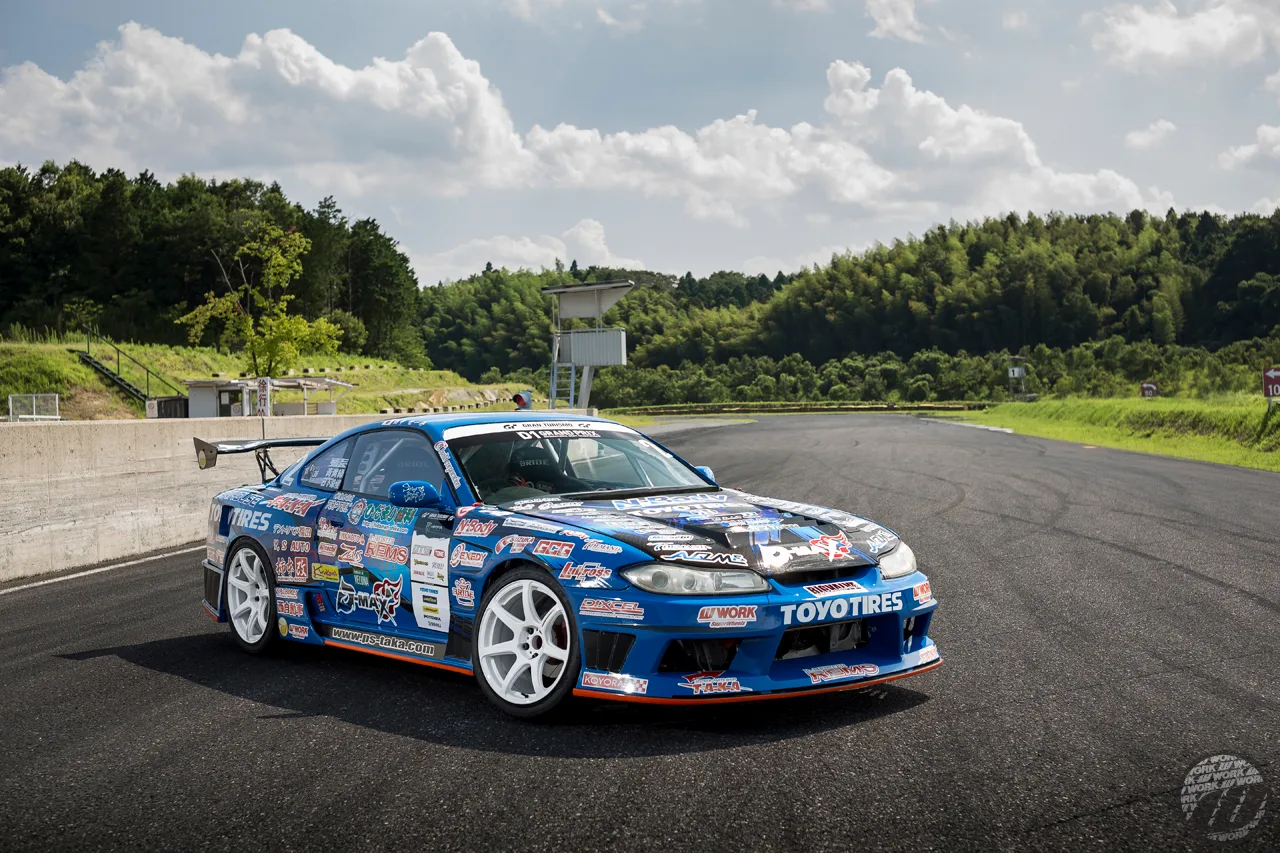 Work Emotion T7R on Nissan Silvia S15