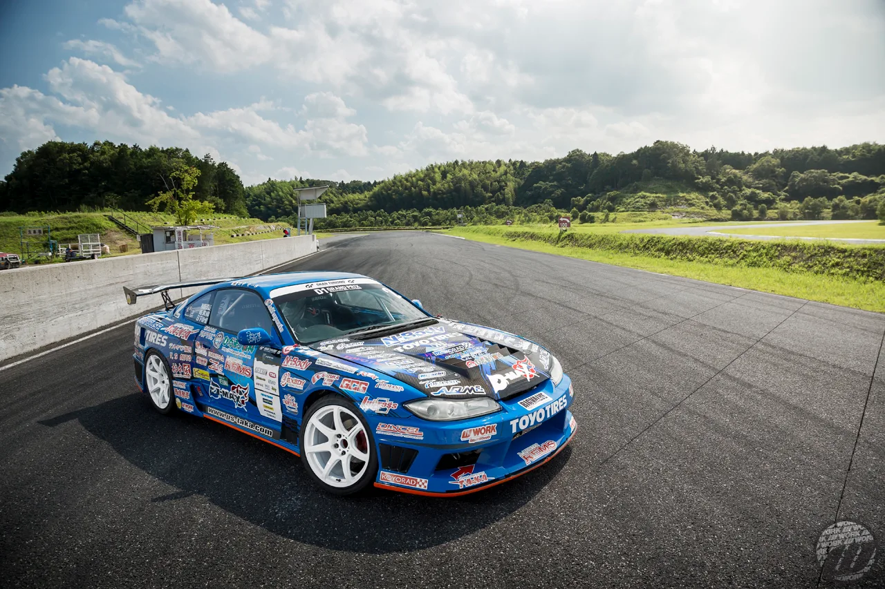Work Emotion T7R on Nissan Silvia S15, photo 2