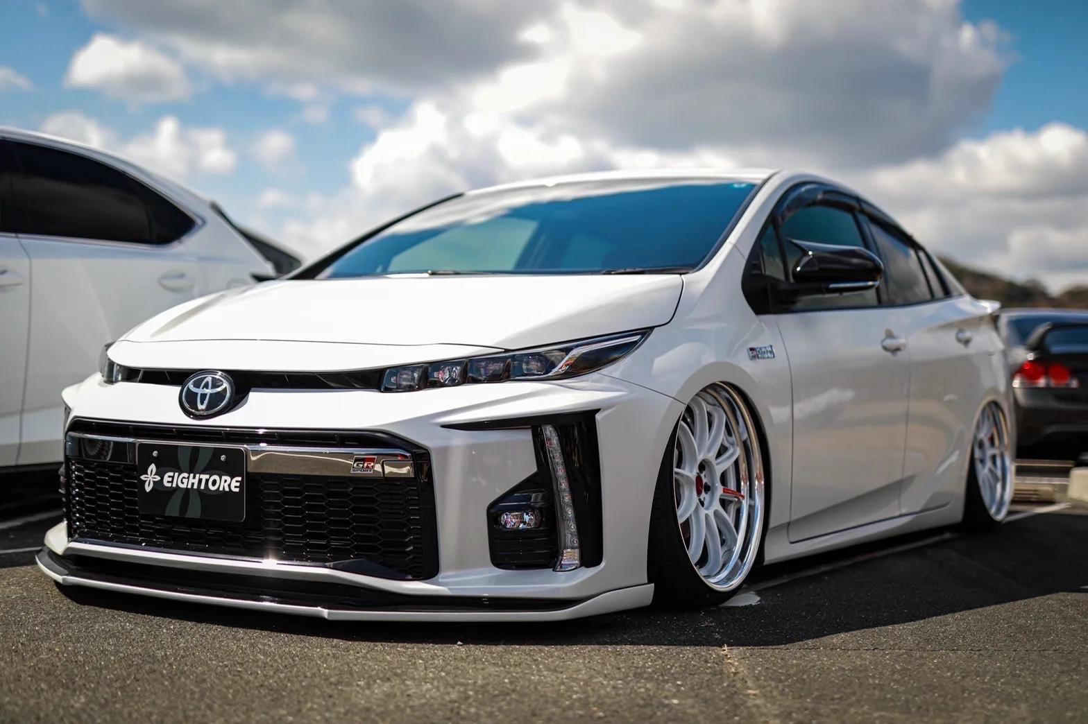 Work Emotion ZR10 2P on Toyota Prius XW50
