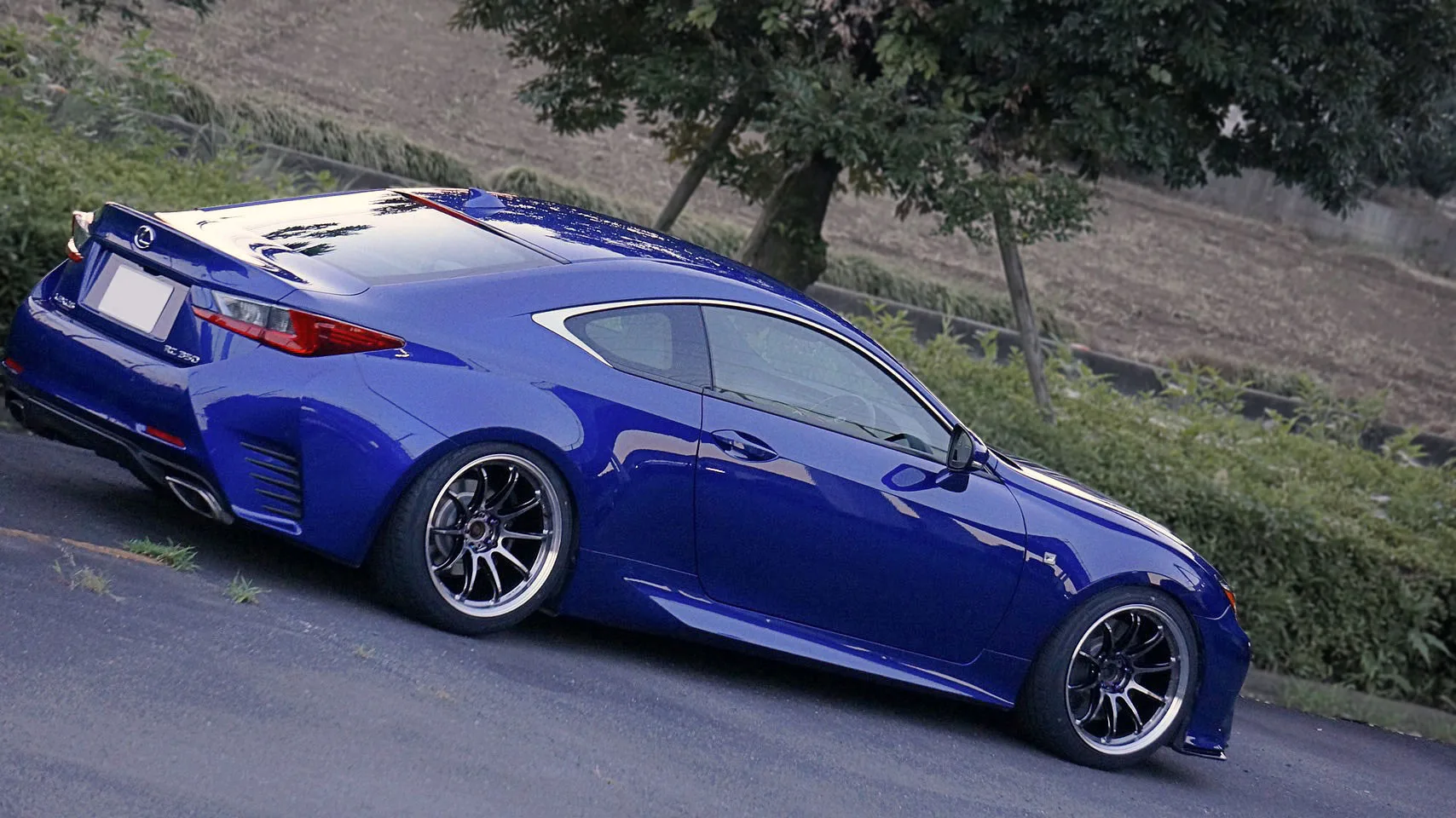 Work Emotion ZR10 on Lexus RC XC10