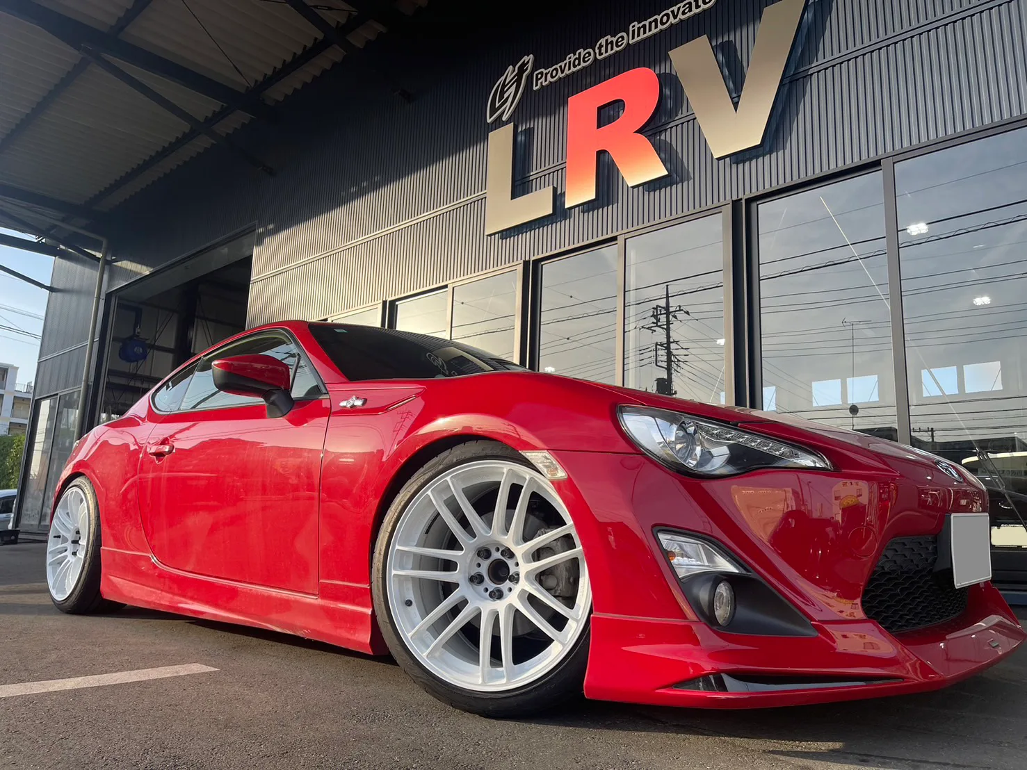 Work Emotion ZR7 on Toyota 86 ZN6.1