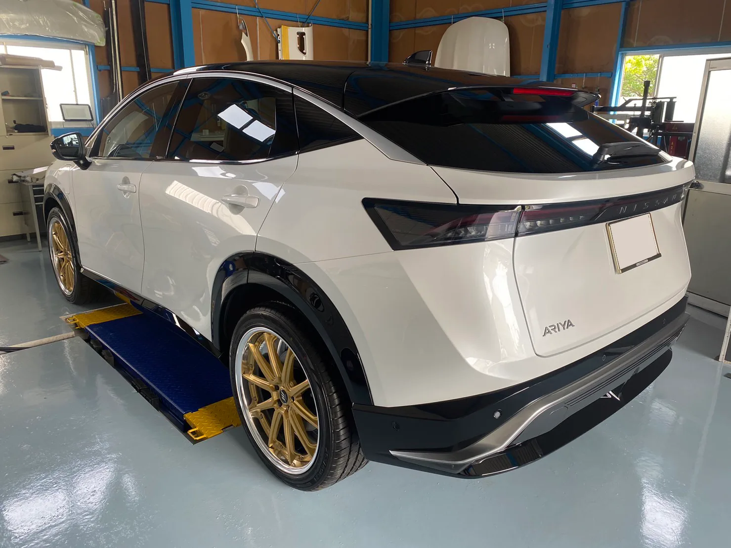 Work Gnosis AE201 on Nissan Ariya FE0