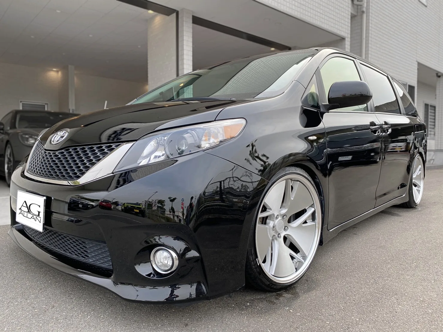 Work Gnosis Cvd on Toyota Sienna XL30.1