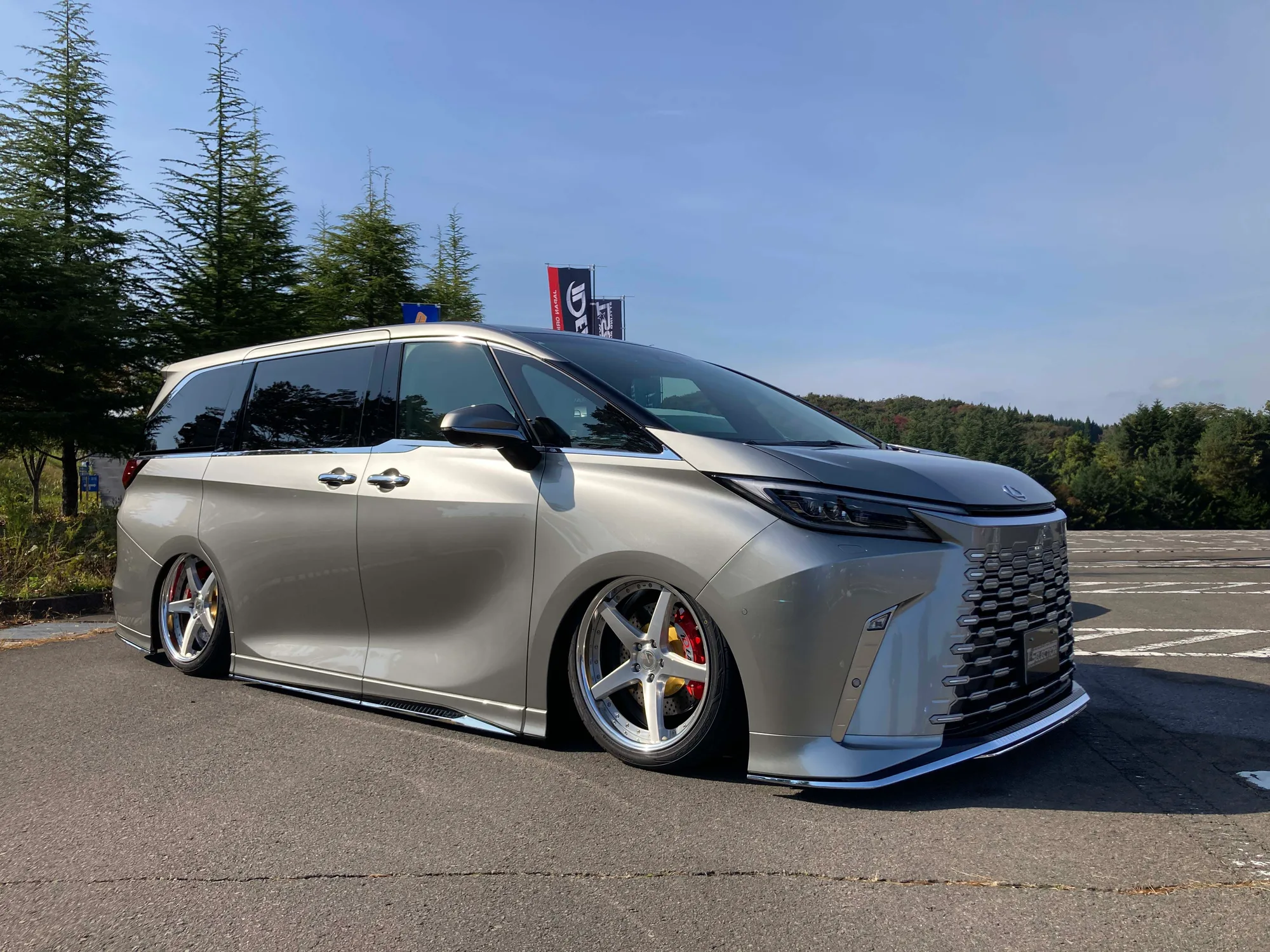 Work Gnosis Cvf on Lexus LM 2nd gen