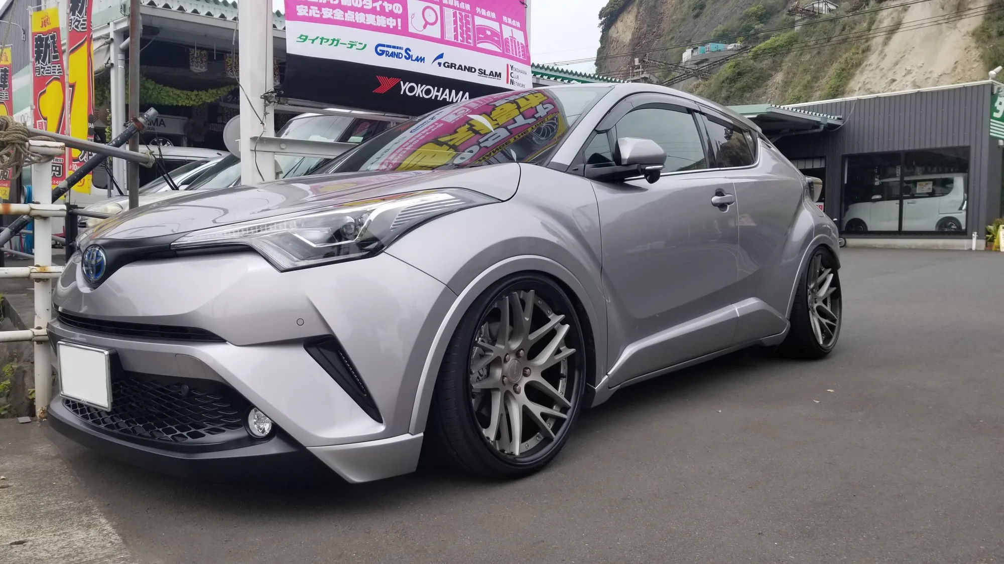 Work Gnosis Cvx on Toyota C-HR AX10.1