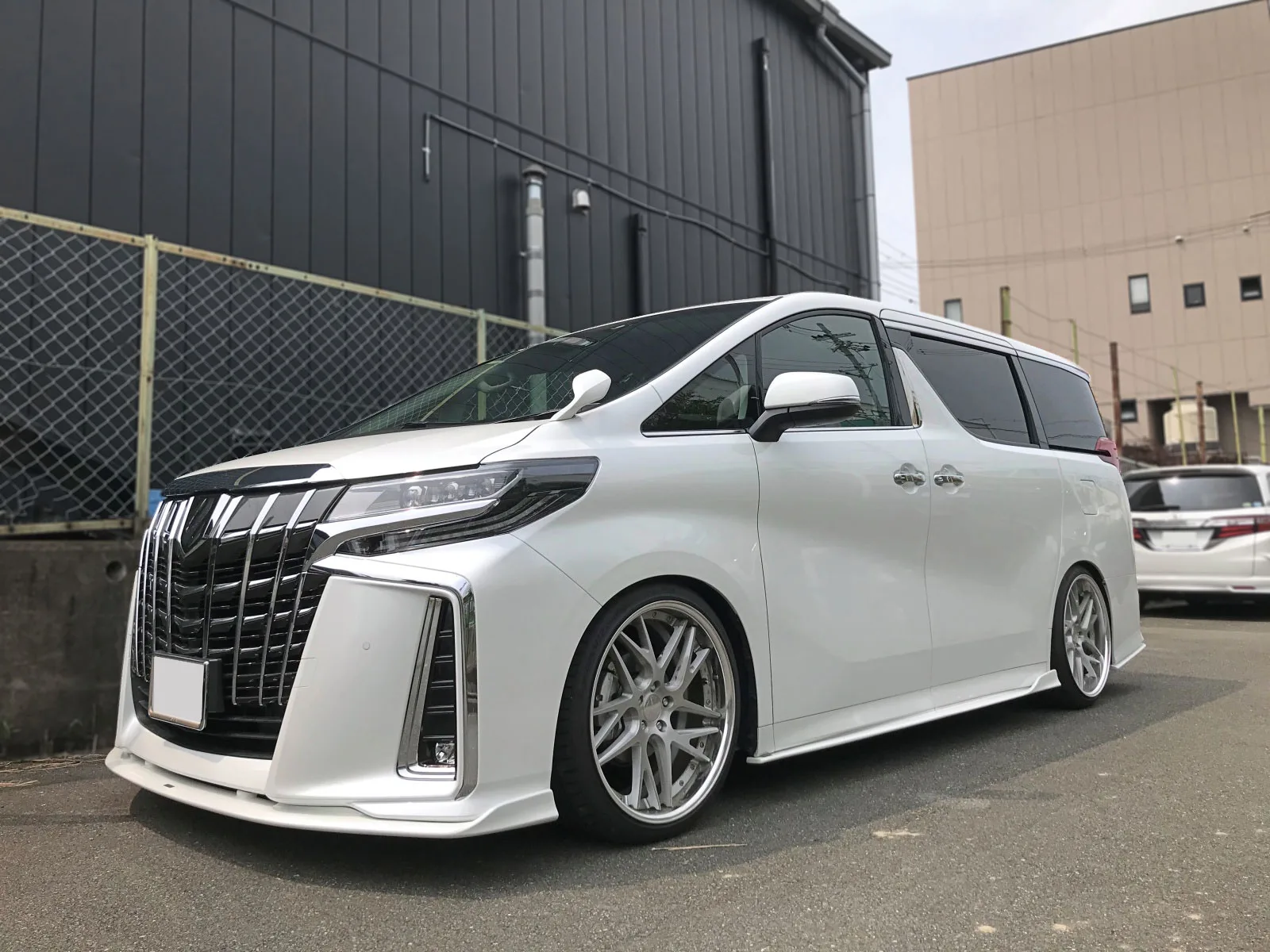 Work Gnosis Cvx on Toyota Vellfire AH30, photo 7