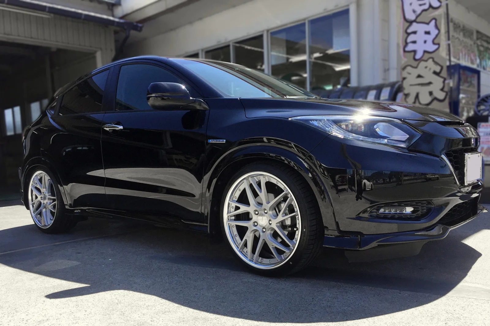 Work Gnosis Cvx on Honda Vezel 1st gen (RU)
