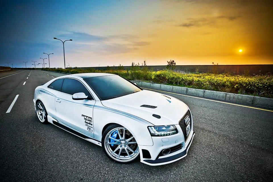 Work Gnosis FCV04 on Audi A5 8T.1
