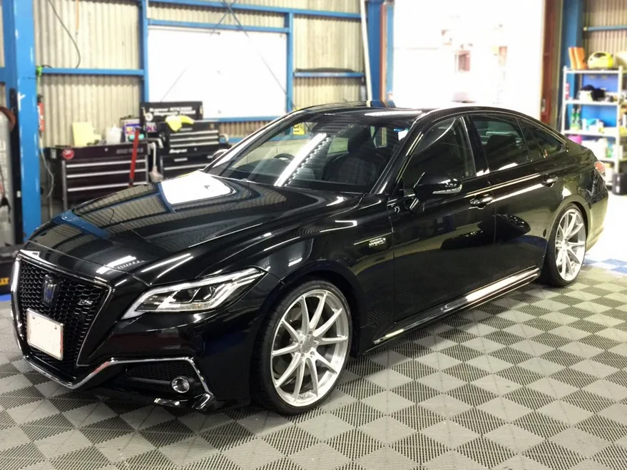 Work Gnosis FMB01 on Toyota Crown S220