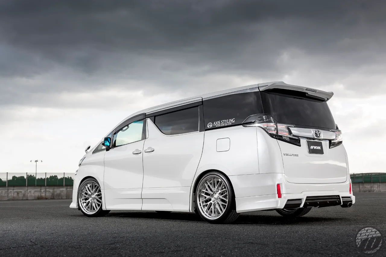 Work Gnosis GR204 on Toyota Vellfire AH30, photo 10