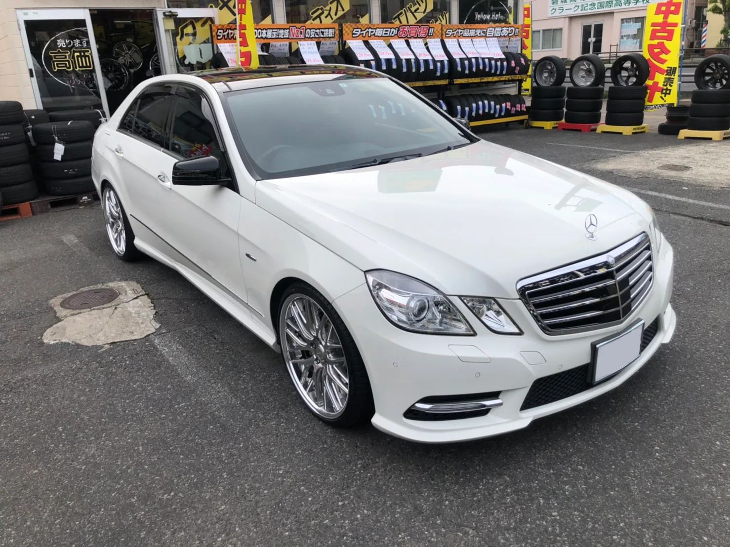 Work Gnosis GR204 on Mercedes-Benz E-Class W212.1