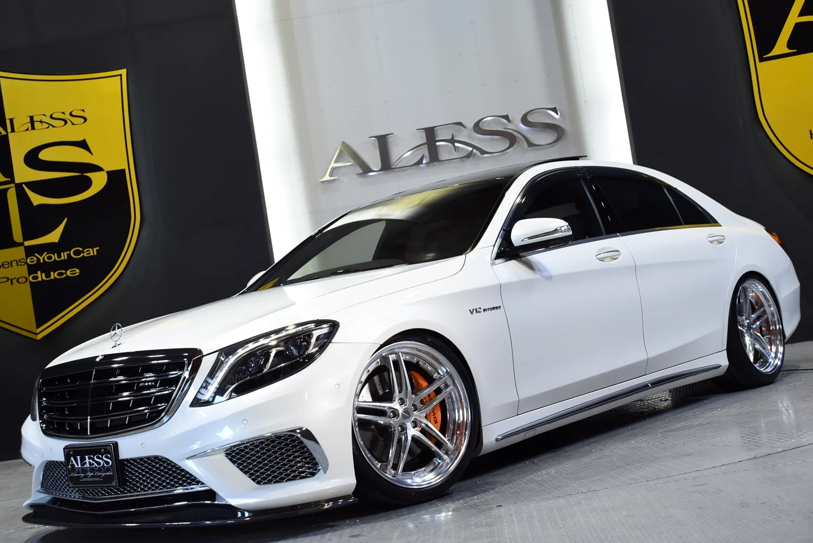 Work Gnosis GR205 on Mercedes-Benz S-Class W222.1