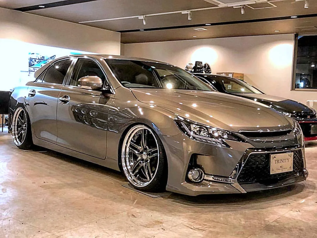 Work Gnosis GR205 on Toyota Mark X X130