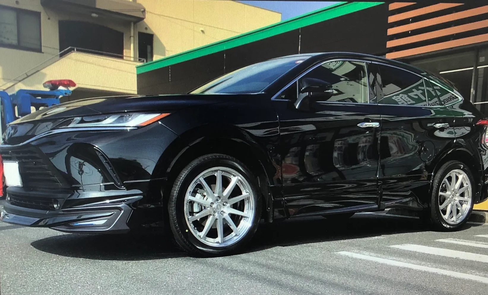 Work Gnosis GSR1 on Toyota Harrier XU60, photo 2